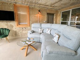 The Transmitter Bunker