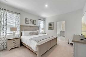 Coral Way Private Pool