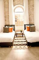 Mamilla View - Suites & Apt Hotel