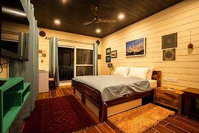 The Ridge House By Himalayan Eco Lodges