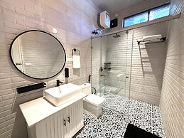 The Ridge House By Himalayan Eco Lodges