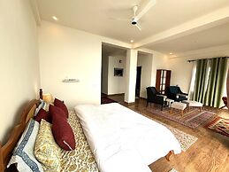 The Ridge House By Himalayan Eco Lodges