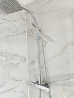 Umbrella Properties Apartment Birmingham