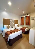 La Piazza Hotel and Convention Center