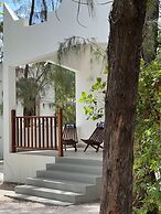 Kivuli Beach Resort Paje