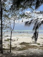 Kivuli Beach Resort Paje