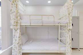 Saigon Authentic Hostel & Tours