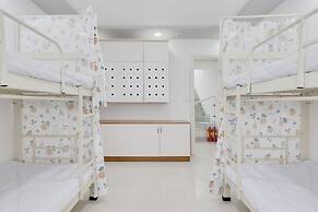 Saigon Authentic Hostel & Tours