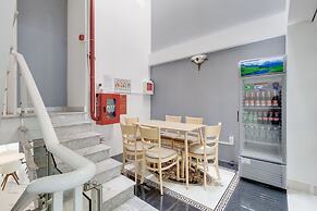 Saigon Authentic Hostel & Tours