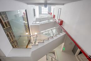 Saigon Authentic Hostel & Tours