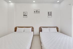 Saigon Authentic Hostel & Tours