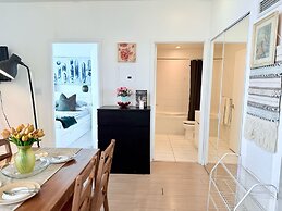 1 Shaw St Loft Suites