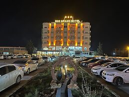 Nus Grand Hotel