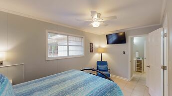 Beachy Sisters A 2 Bedroom Duplex