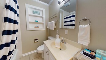 Beachy Sisters A 2 Bedroom Duplex