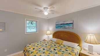 Beachy Sisters A 2 Bedroom Duplex