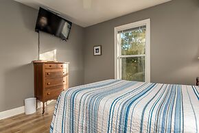 The Island Spot - 721 Bienville 3 Bedroom Home by RedAwning