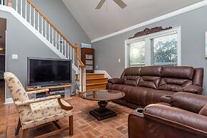 The Island Spot - 721 Bienville 3 Bedroom Home by RedAwning