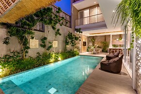 The Swan Villas by Villa Finder