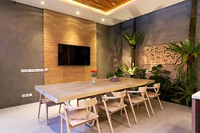 The Swan Villas by Villa Finder