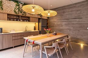 The Swan Villas by Villa Finder