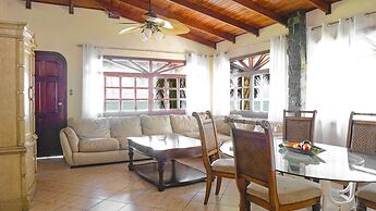 Casa de Playa - Playa Hermosa Jaco