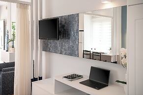 Elena SeaFront Luxury Apartments