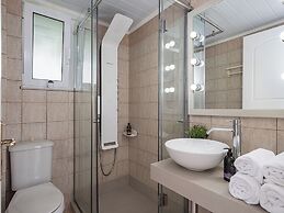 Elena SeaFront Luxury Apartments