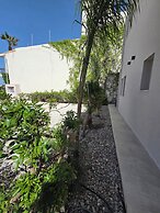 Elena SeaFront Luxury Apartments