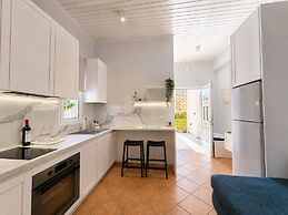 Elena SeaFront Luxury Apartments