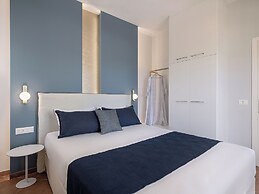 Elena SeaFront Luxury Apartments