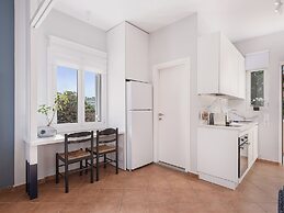 Elena SeaFront Luxury Apartments