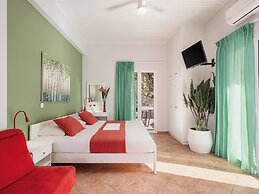 Elena SeaFront Luxury Apartments