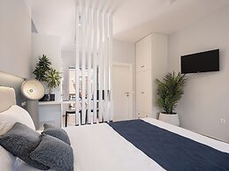 Elena SeaFront Luxury Apartments