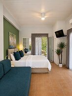 Elena SeaFront Luxury Apartments