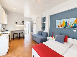 Elena SeaFront Luxury Apartments