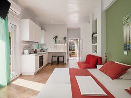 Elena SeaFront Luxury Apartments