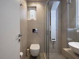 Elena SeaFront Luxury Apartments