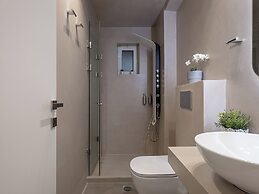 Elena SeaFront Luxury Apartments