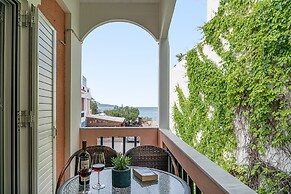 Elena SeaFront Luxury Apartments