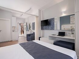 Elena SeaFront Luxury Apartments