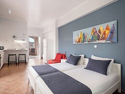 Elena SeaFront Luxury Apartments