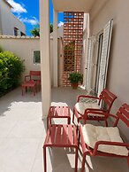 Elena SeaFront Luxury Apartments