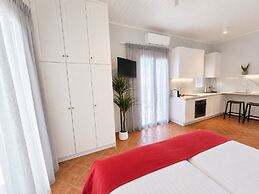 Elena SeaFront Luxury Apartments