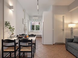 Elena SeaFront Luxury Apartments