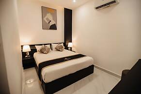 Riverside Boutique Hotel