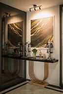 Riverside Boutique Hotel