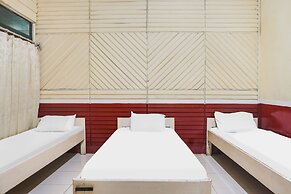 OYO 91833 Hotel Anggrek Daqu Syariah Kapuas