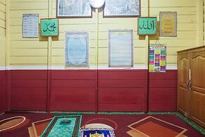 OYO 91833 Hotel Anggrek Daqu Syariah Kapuas