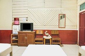 OYO 91833 Hotel Anggrek Daqu Syariah Kapuas